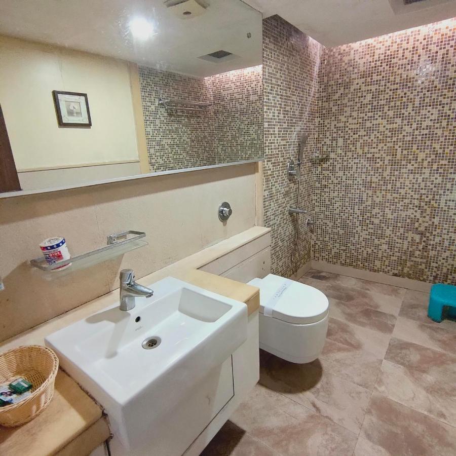 Silverador Resort Thane Extérieur photo