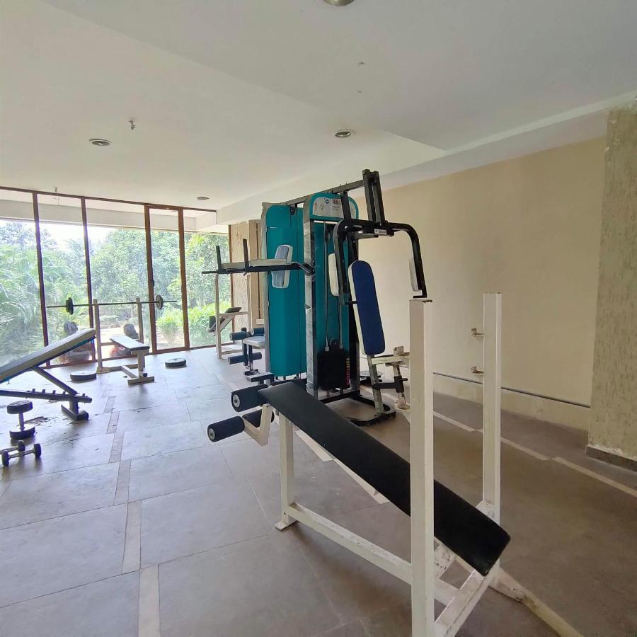 Silverador Resort Thane Extérieur photo
